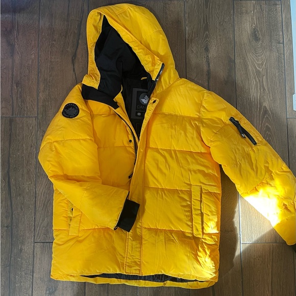 Canada Weather Gear -Yellow Puffer Coat/Jacket
**Please READ DESCRIPTION** - Picture 8 of 10